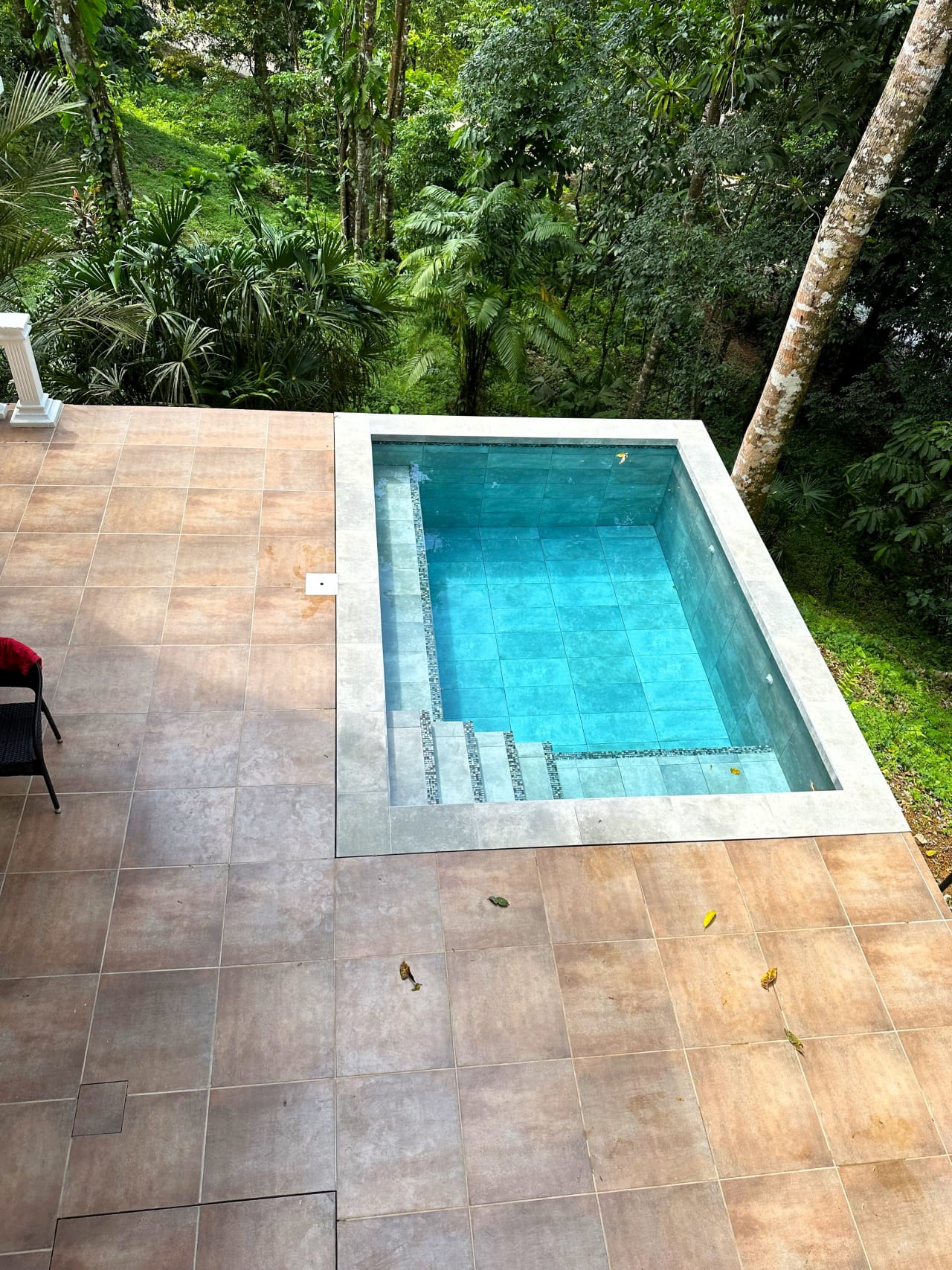 Jungle, Rivers, a Waterfall and Panoramic Ocean View with Easy Access Close to All Amenities!