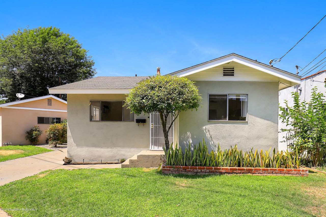 1477 East California Avenue