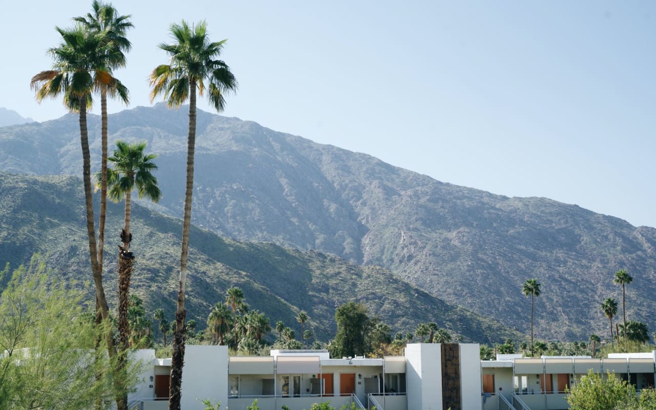 Mid Century Modern Homes for Sale in Southern California