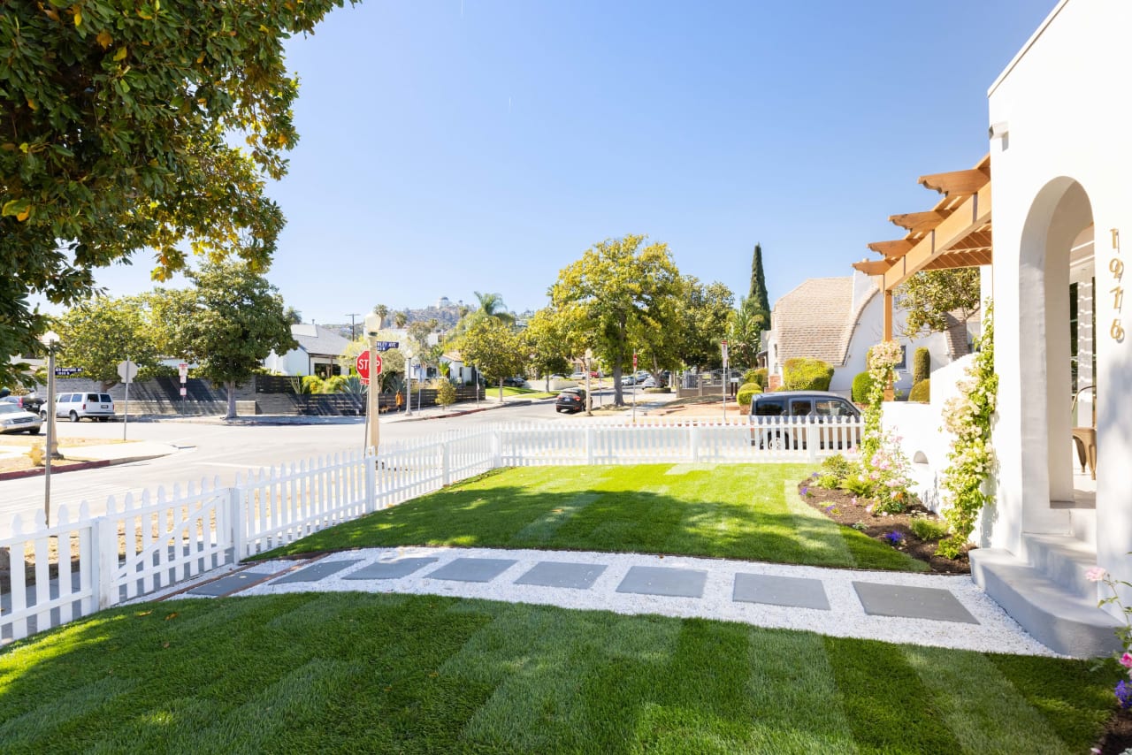 An updated California Bungalow compound in  Los Feliz