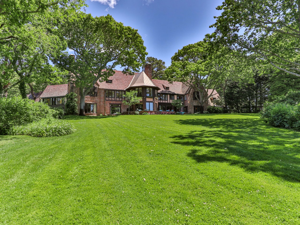 Waterfront Legacy Property on Oyster Harbors