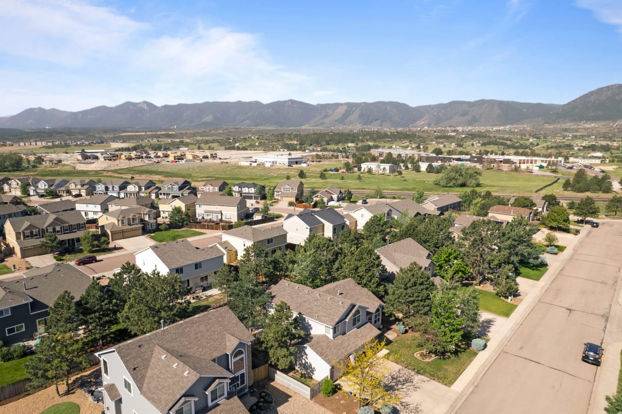 2235 Shoshone Valley Trail Jessica Northrop Group, Compass Real