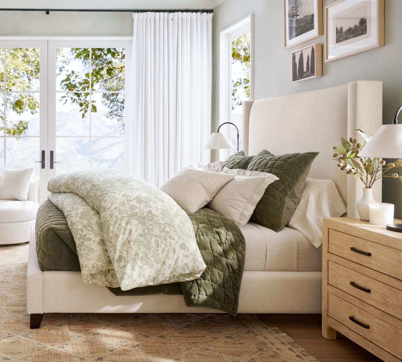 Mastering the Art of Bed Staging: Transform Your Bedroom into a Buyer's Dream