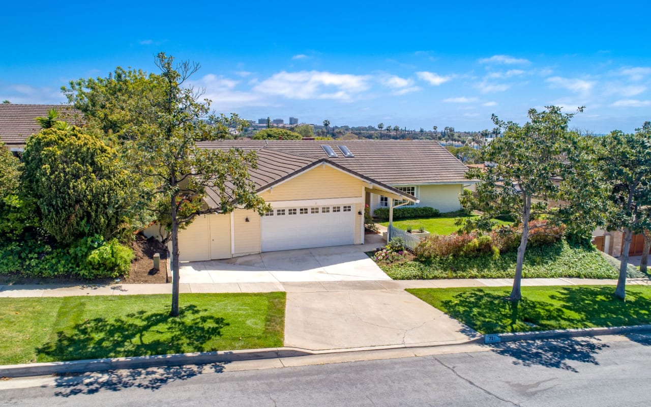 721 Bellis Newport Beach Eastbluff Homes for Rent Mary Golding