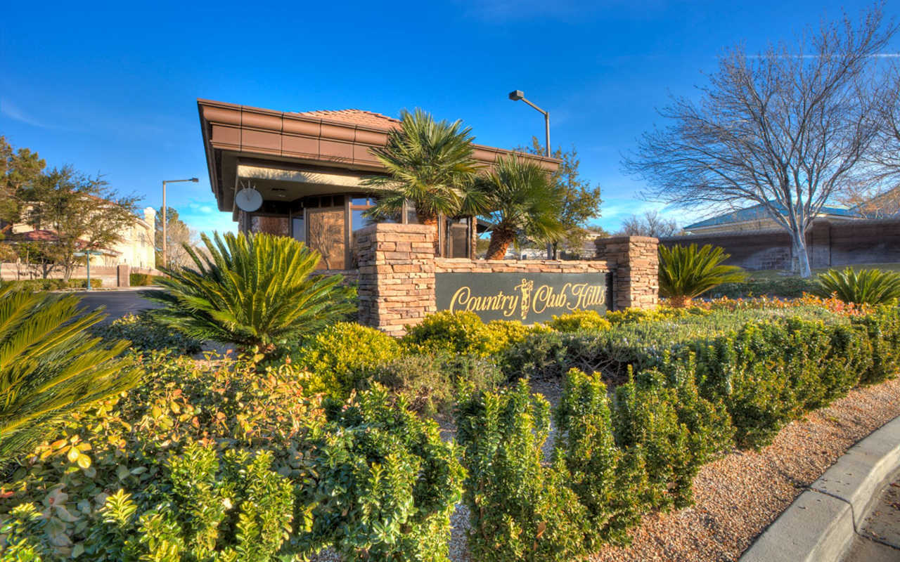 Country Club Hills Community Guide