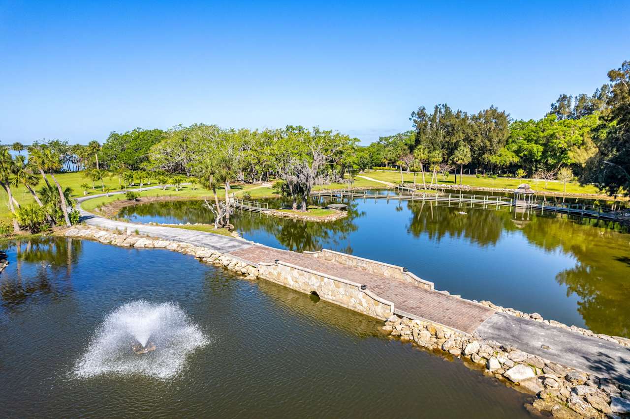 6335 & 6345 S Tropical Trl, Merritt Island 3,000,000