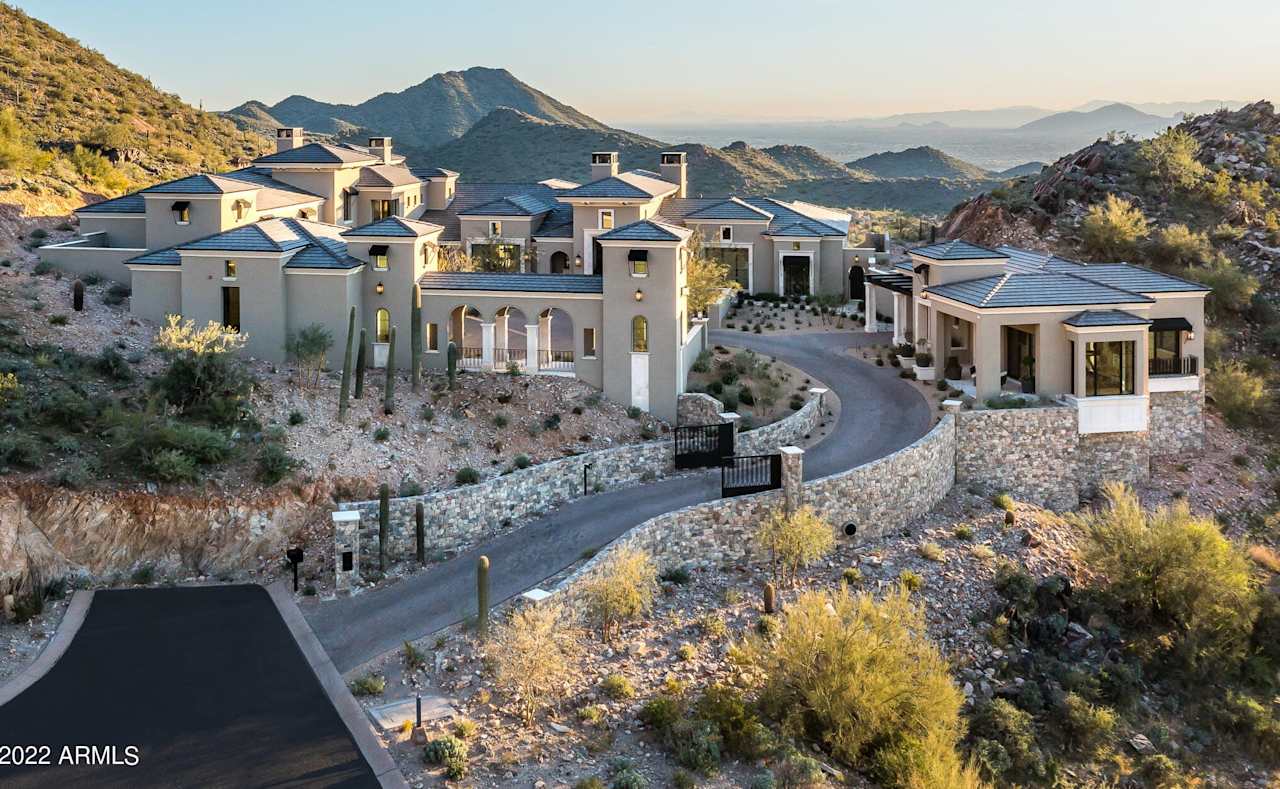 11235 E WINGSPAN WAY Real Estate Listing Johnathon De Young