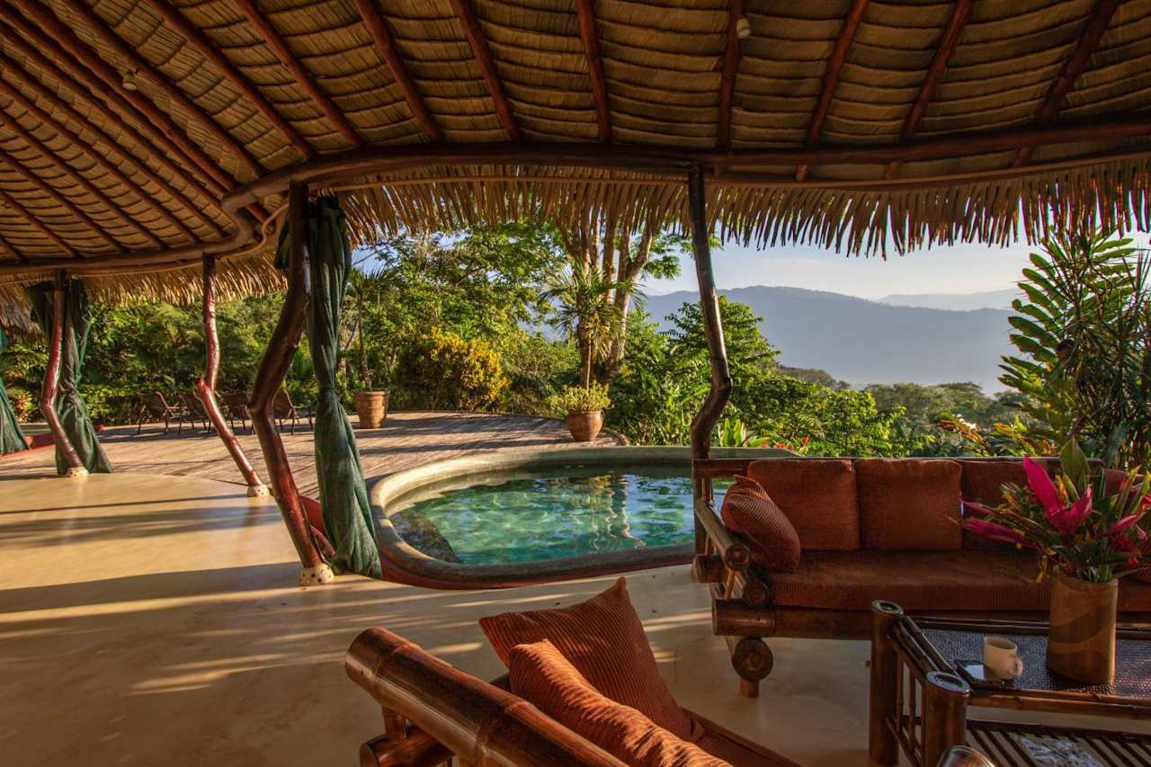 Image showcasing Top 5 Sustainable Vacation Rental Platforms in Maine for Eco-Friendly ...