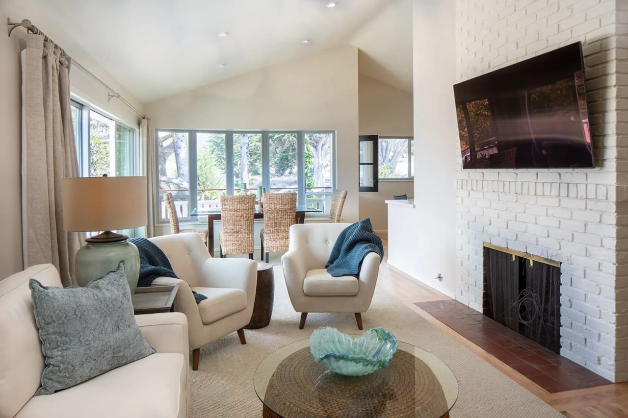 OCEAN HOUSE | CARMEL-BY-THE-SEA LUXURY RENTAL