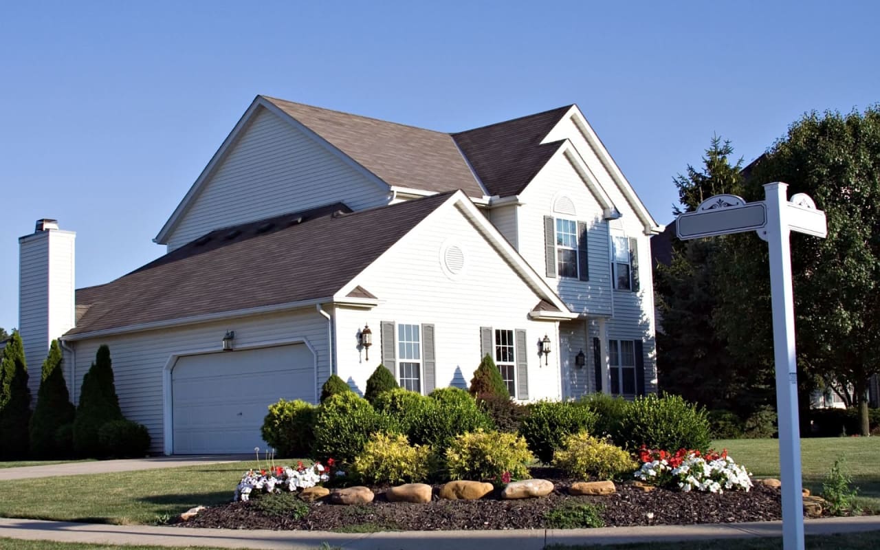 Lynne Stanford Vestal, NY Real Estate Agent