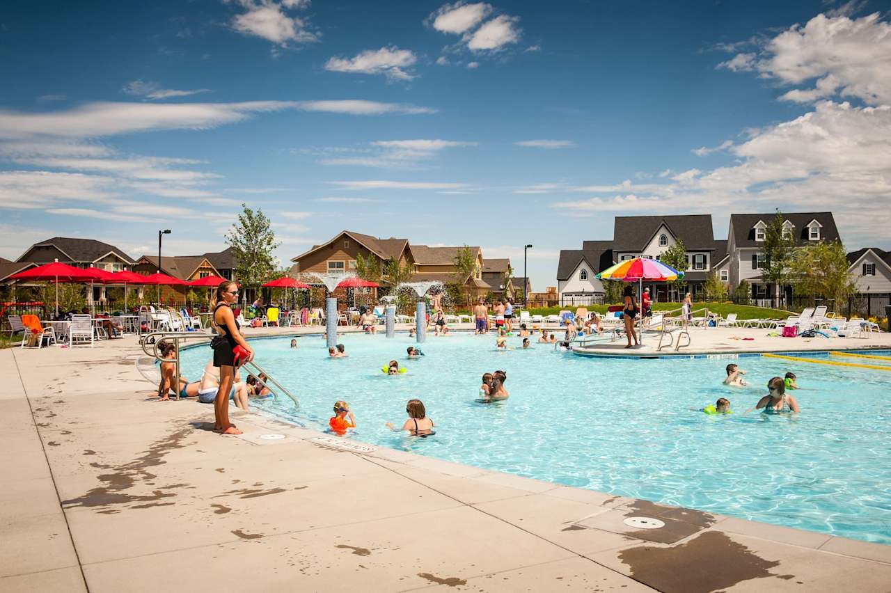 Maverick Pool