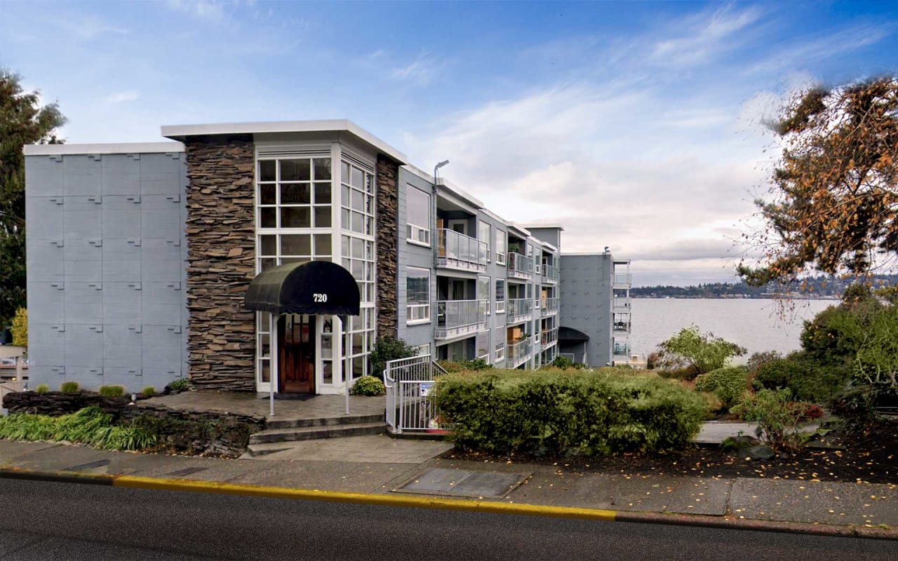 Lake Washington View Condo in Vibrant Leschi