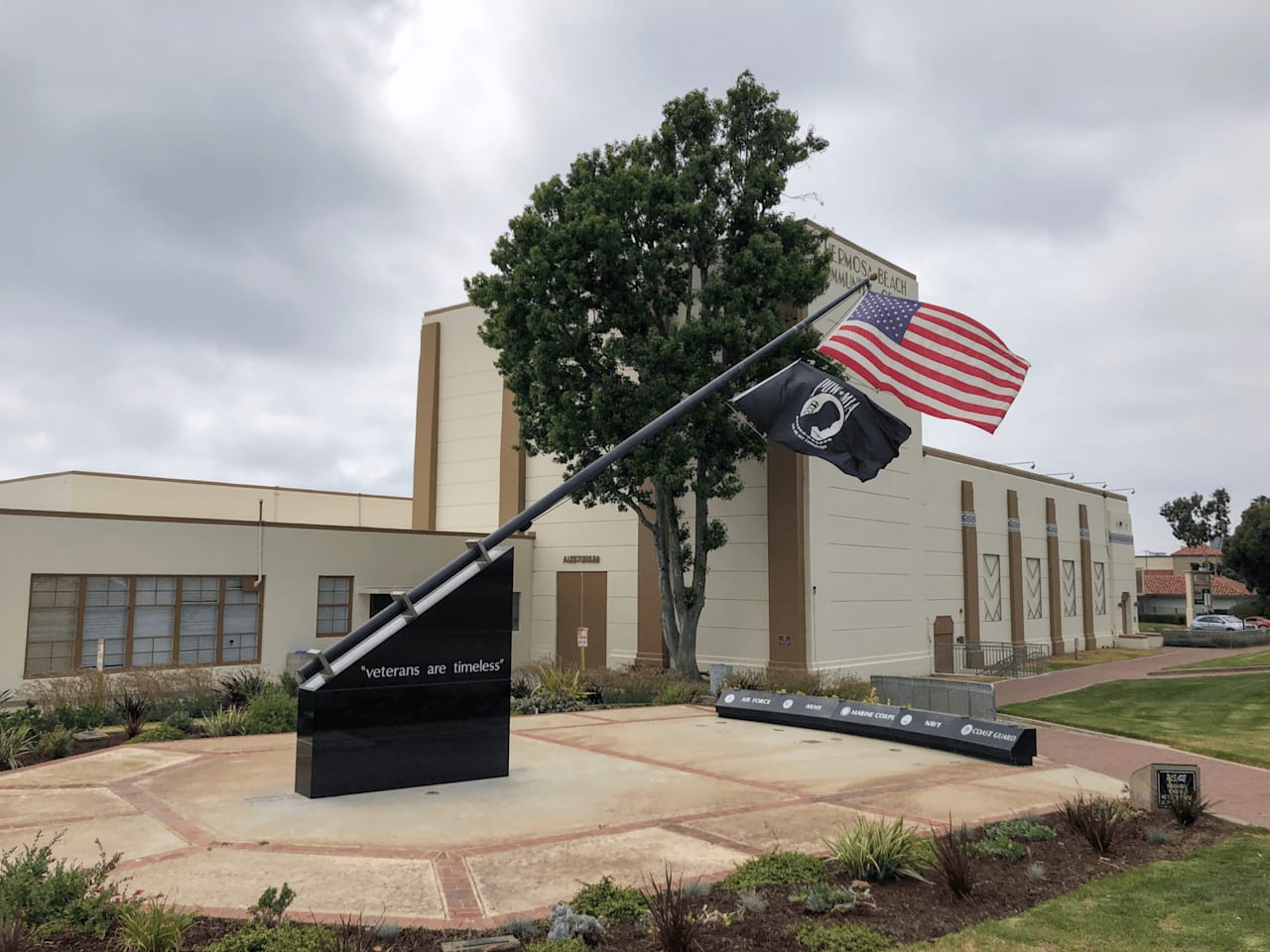 Veterans Day Wreath Laying Ceremony & Presentation