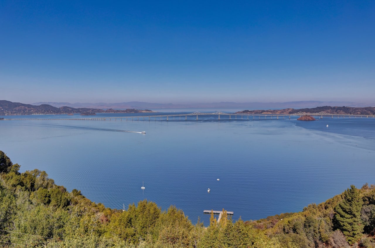 Sweeping Views Across the Bay