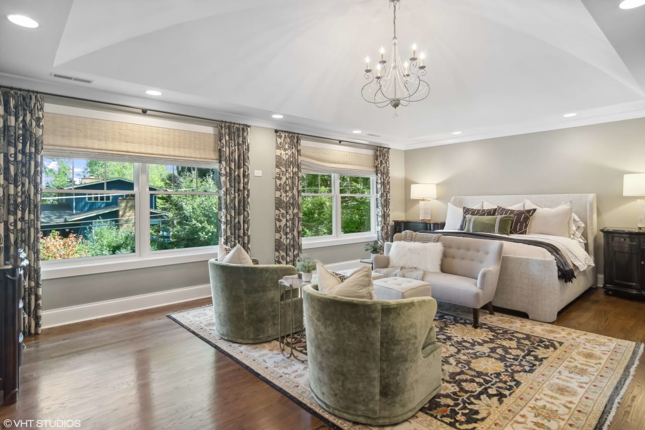 Custom Luxury Home in the Village of Barrington 