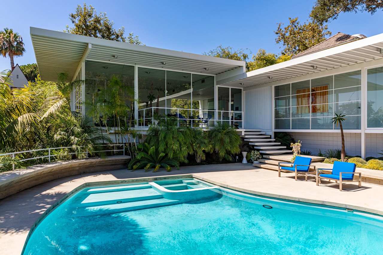 The Steel House :: Neil A. Johnson, AIA