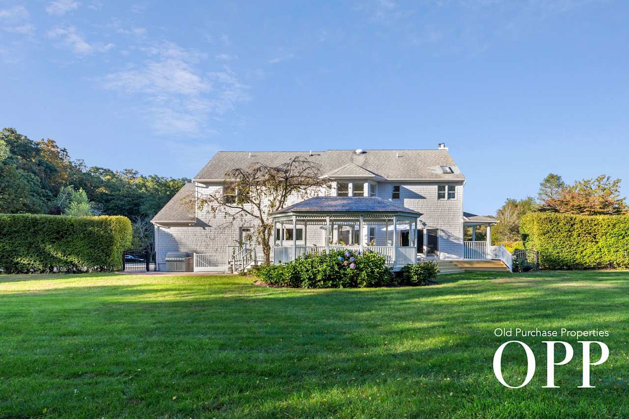 2 Jared's Path Brookhaven Hamlet, NY 11719 5 Beds