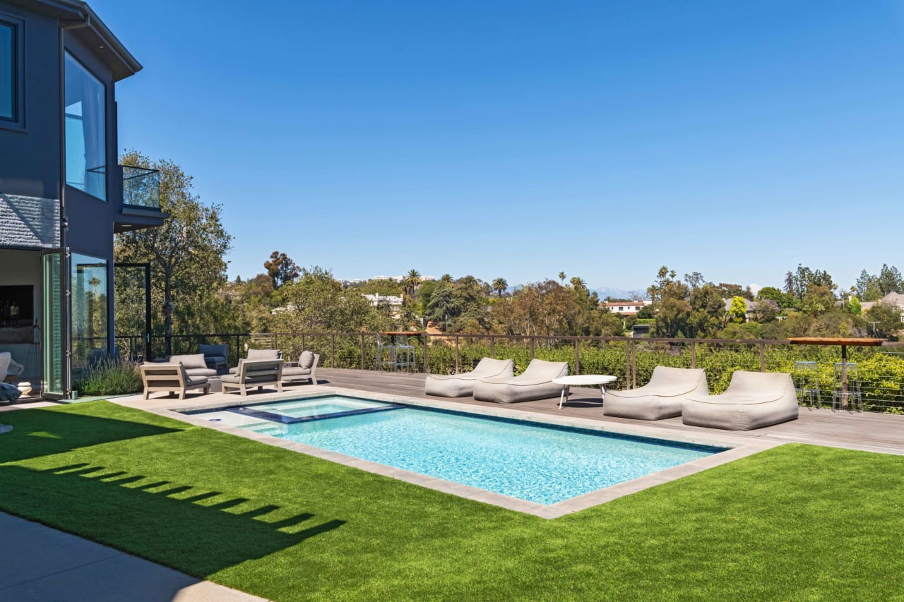 1774 Westridge Road Dan Urbach Los Angeles Real Estate Specialist