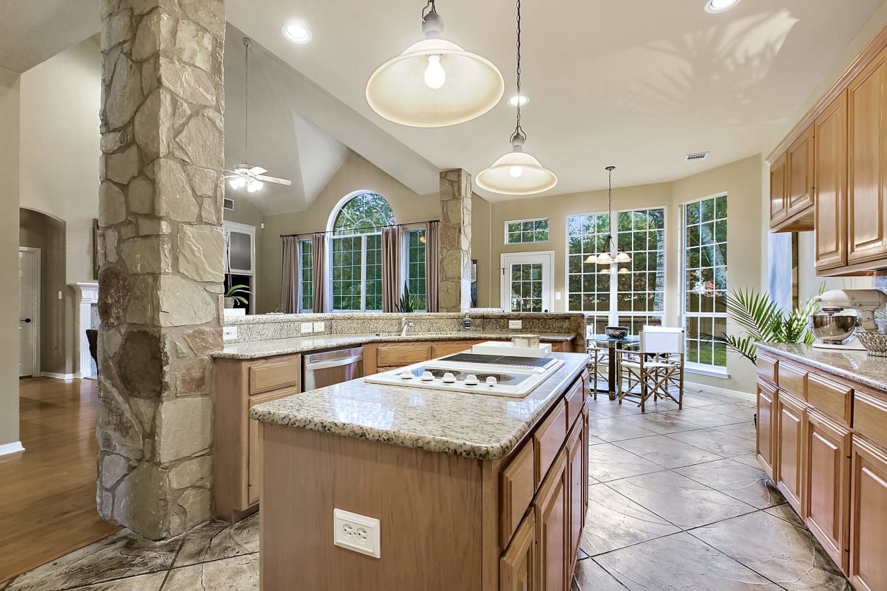 Jester Estates - Classic home in the #78750 AISD