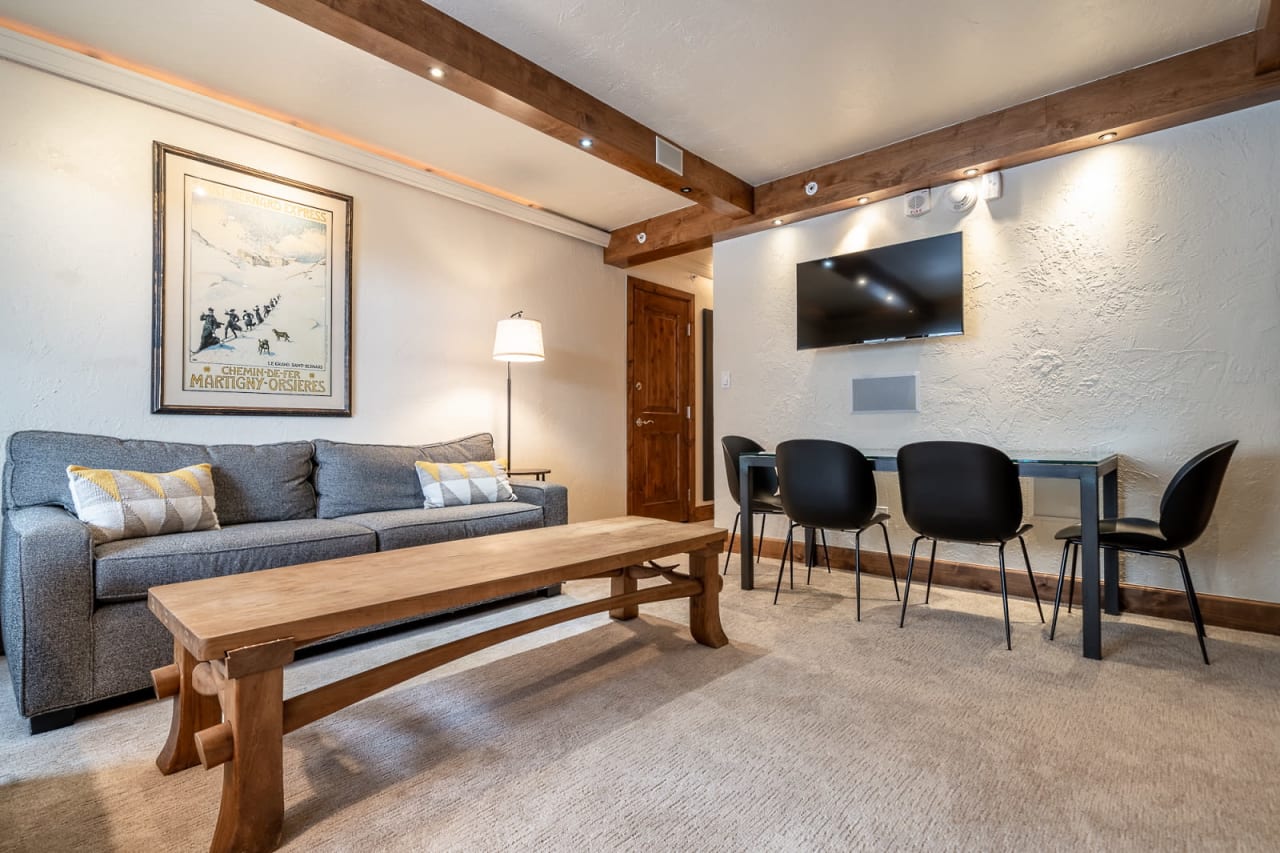 The Lodge at Vail Condominiums #233