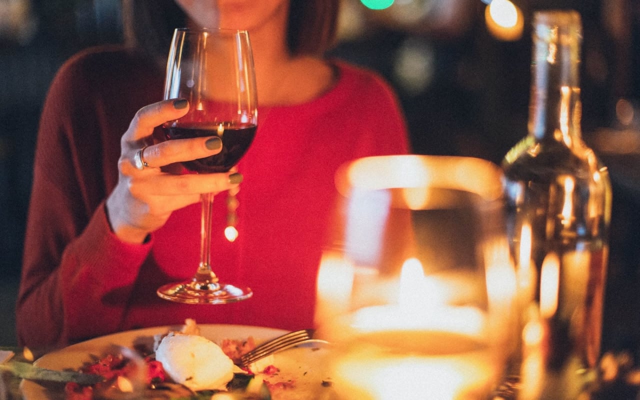 Date night ❤️  Date dinner, Date night restaurants, Romantic restaurant