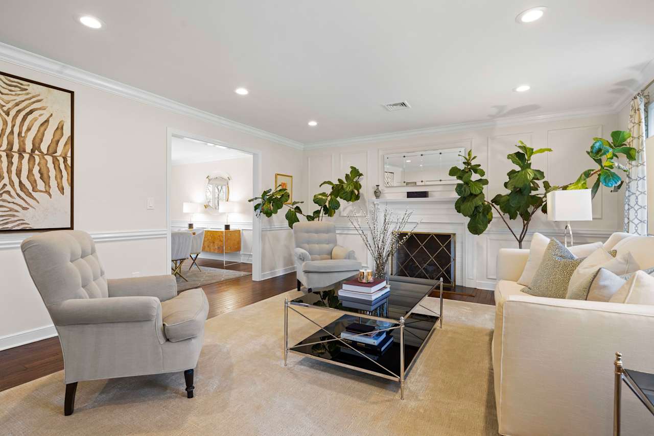 81 Coventry Lane, Fairfield Private Exclusive Veronica Monahan