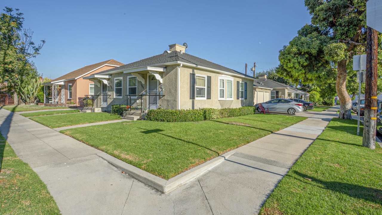 1004 W Clark Avenue | Updated 4 PLEX in great Burbank Location  