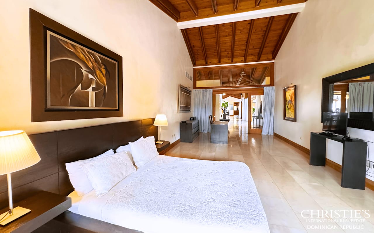 Luxury Villa in Colinas, Casa de Campo