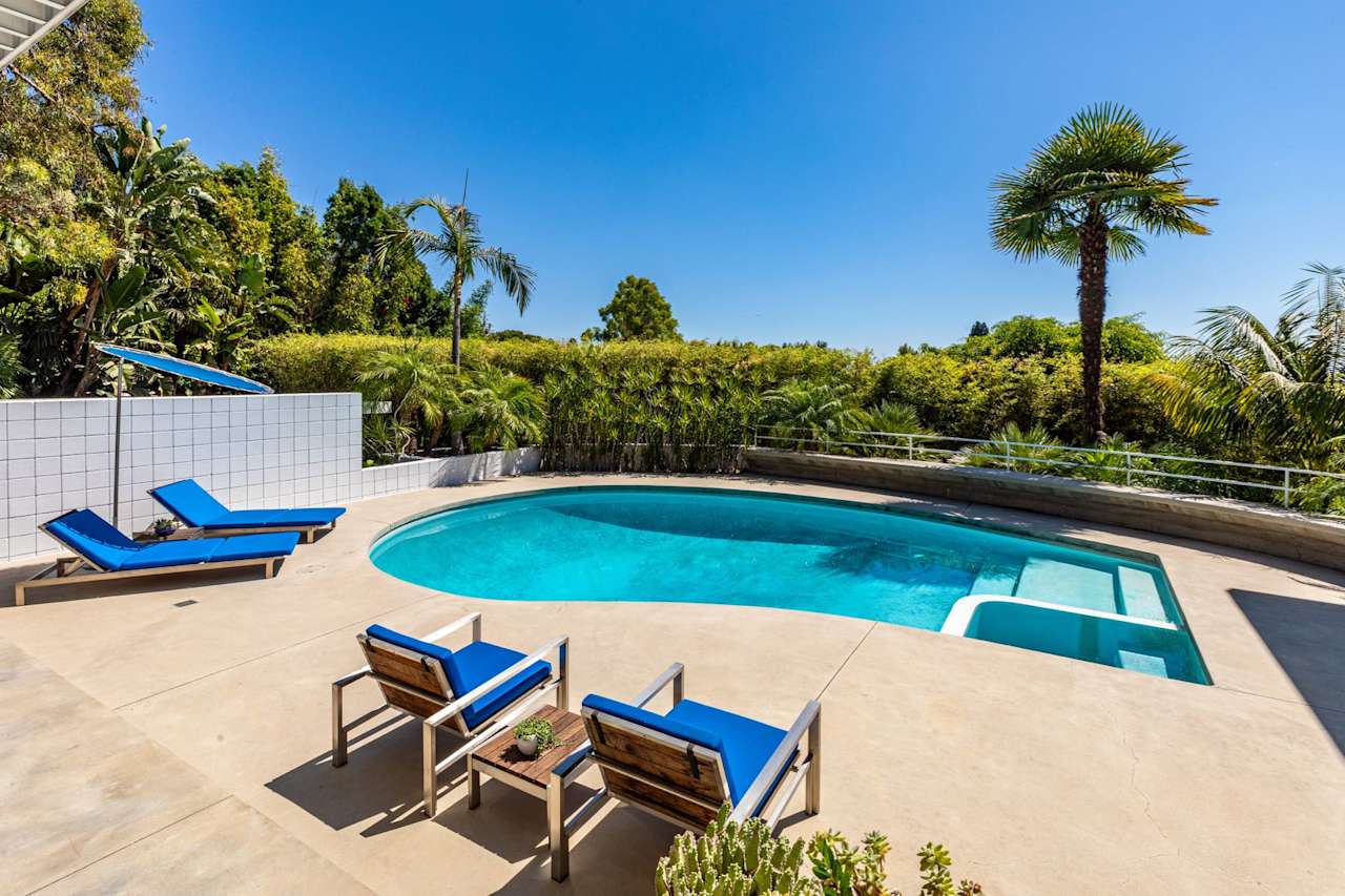 The Steel House :: Neil A. Johnson, AIA