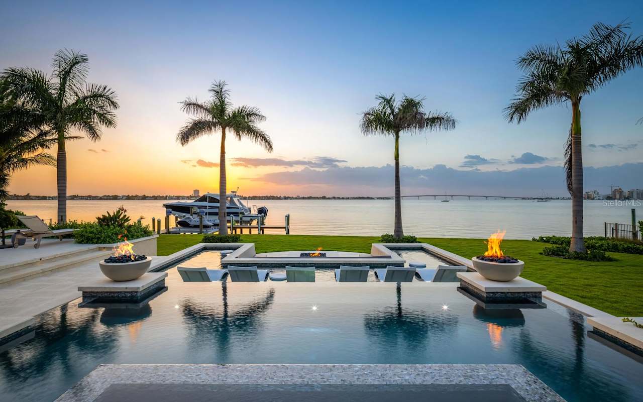 Everything You Need to Know About Sarasota Waterfront Living