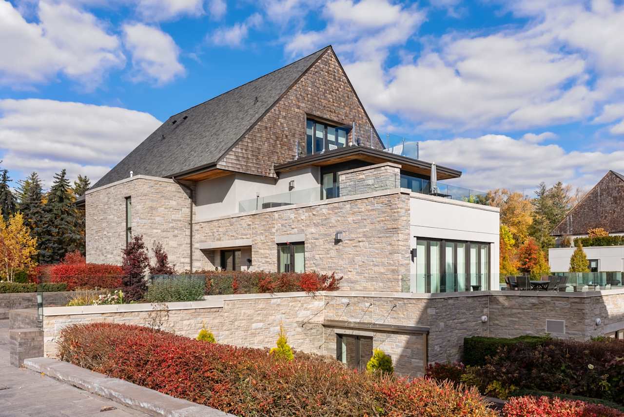 Luxury Lakefront Condominium 10 Maple Grove Unit 26