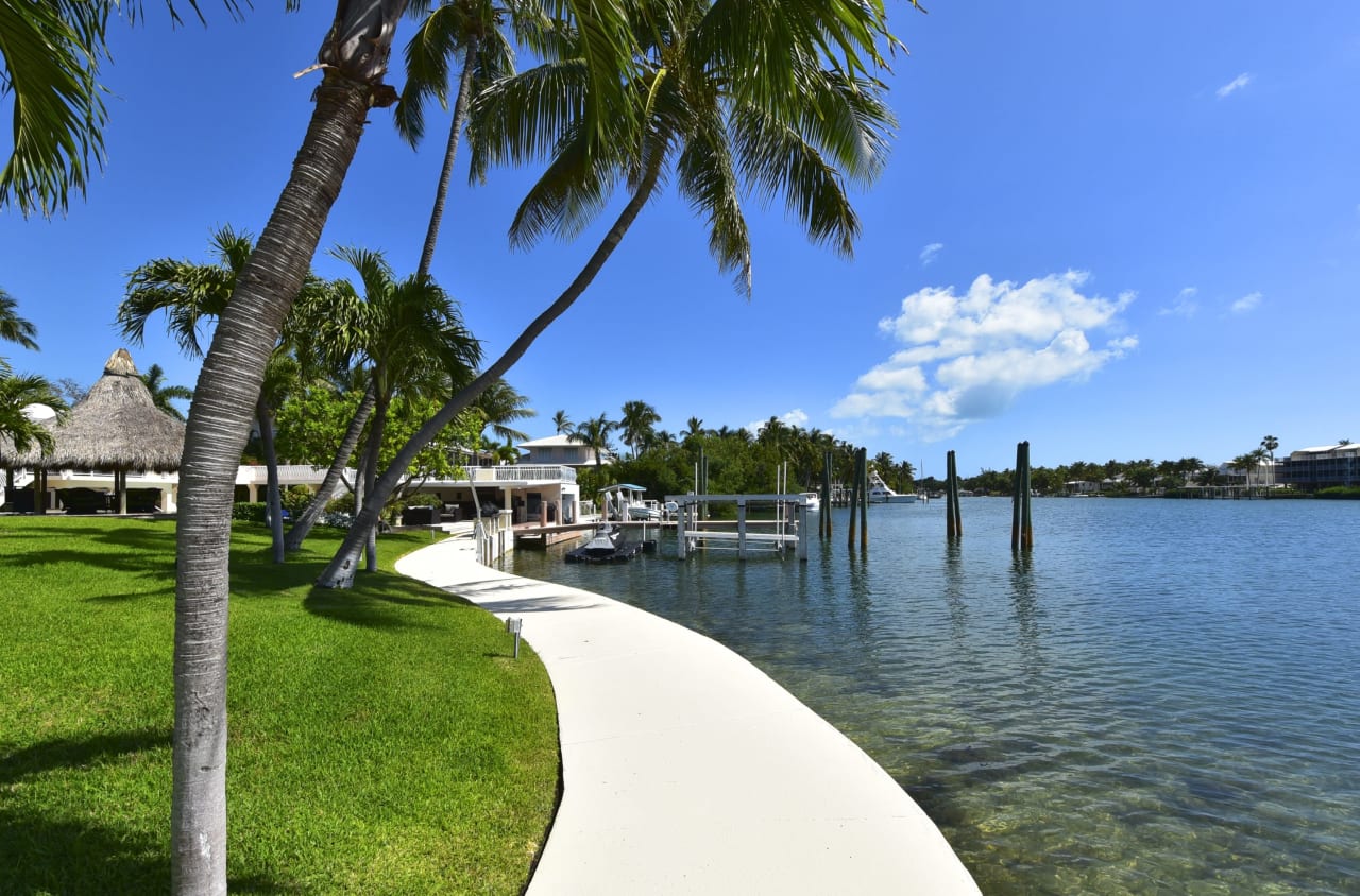 127 Sapodilla Drive, Islamorada FL 