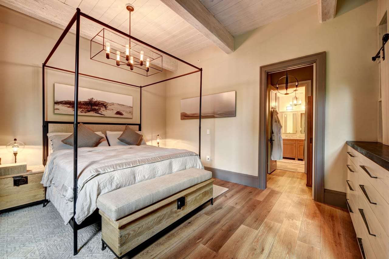 True Summer Paradise at the Watchcase CeeJackTeam Sag Harbor Real