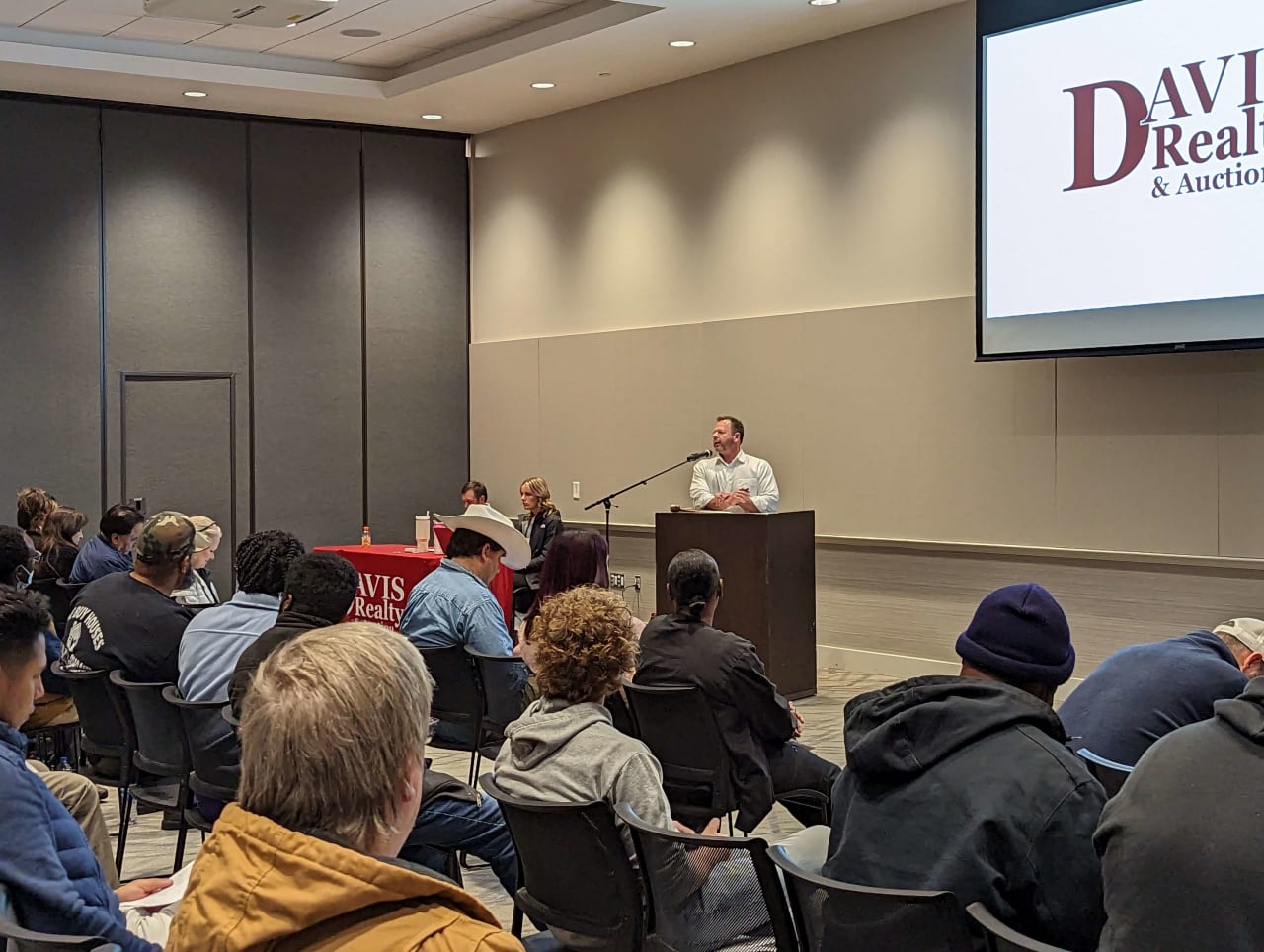 Residential & Commercial Auctions Davis Realty and Auction