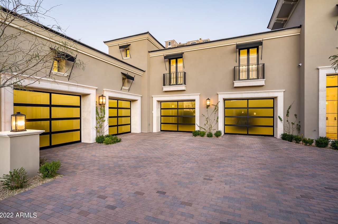 11235 E WINGSPAN WAY Real Estate Listing Johnathon De Young