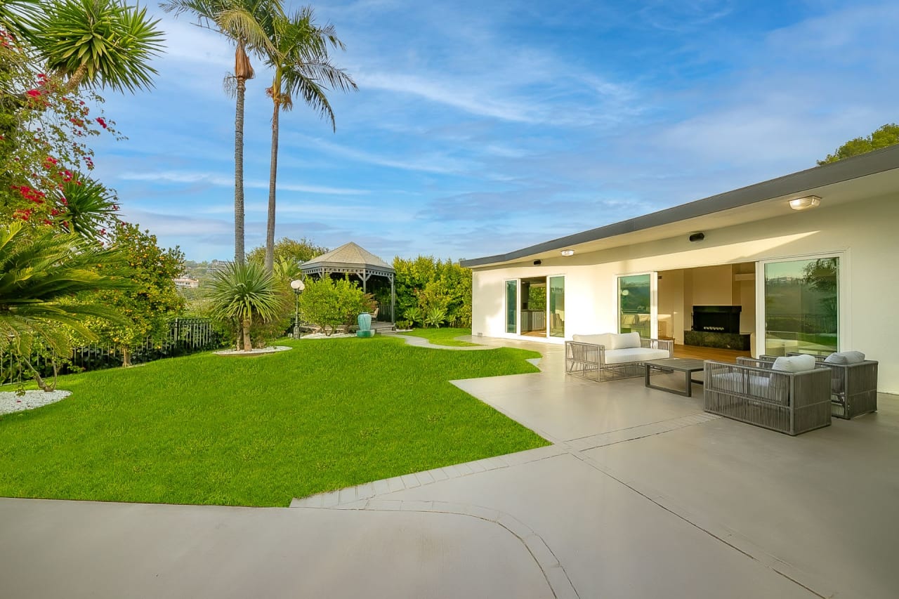 The Beverly Hills Canyon View Villa