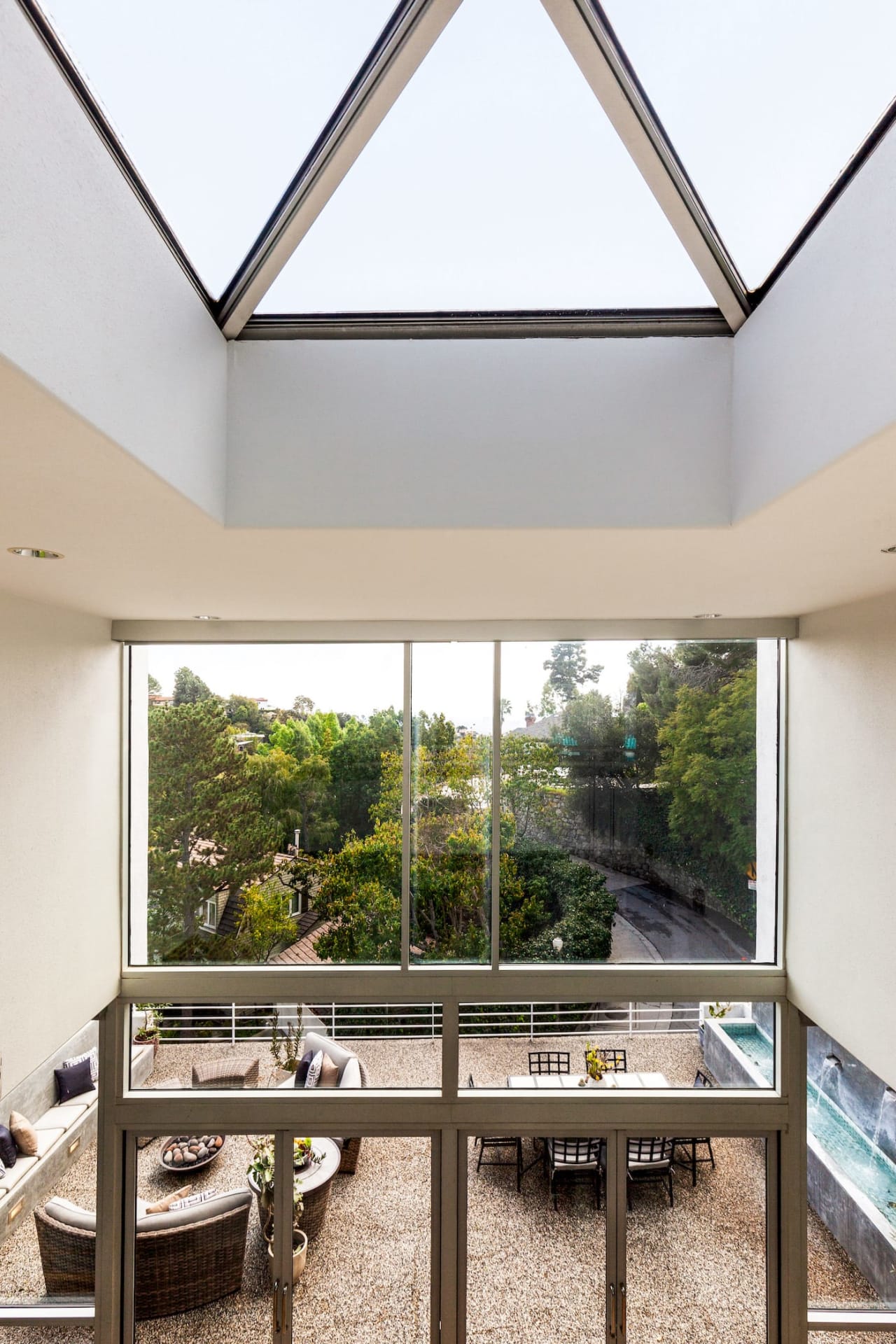 Commanding Architectural Upper Beachwood Canyon