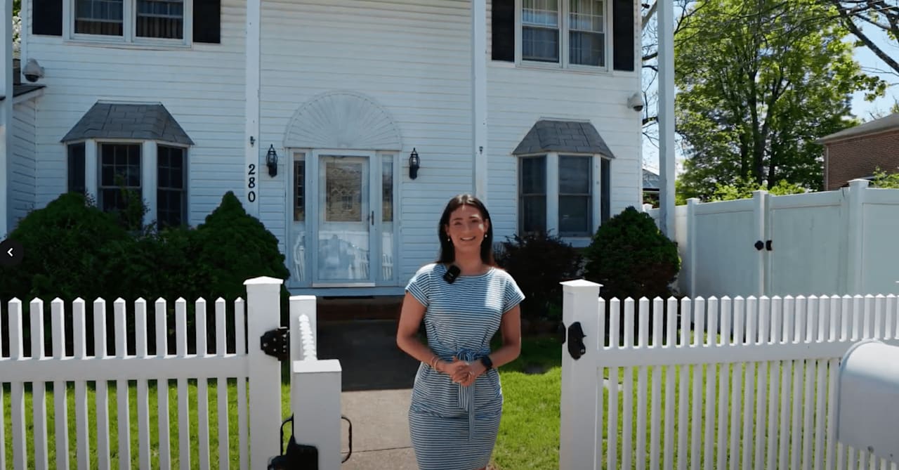 Home Tour of Beautiful 280 Crown Ave, Annadale Staten Island