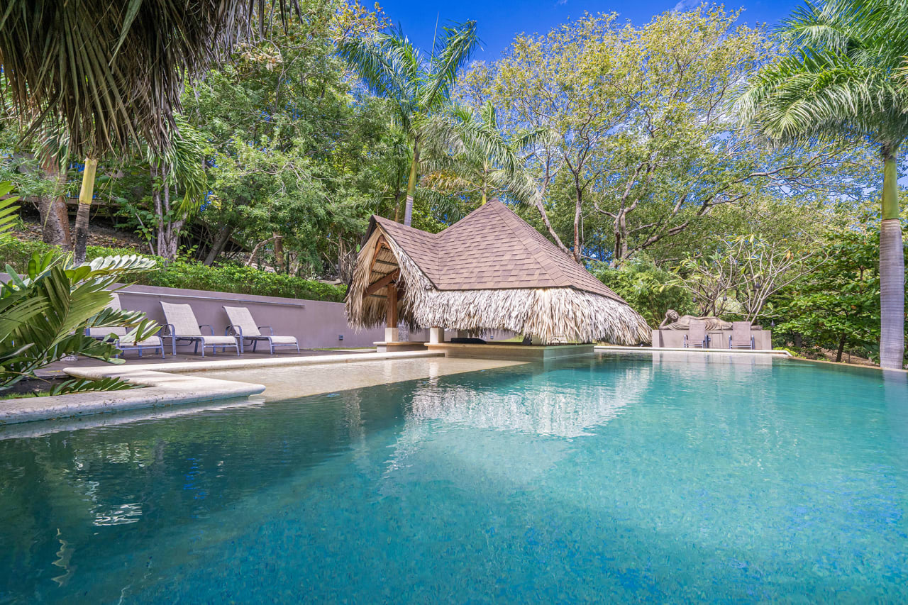 Casa Escondida ~ Tranquil Luxury close to Tamarindo