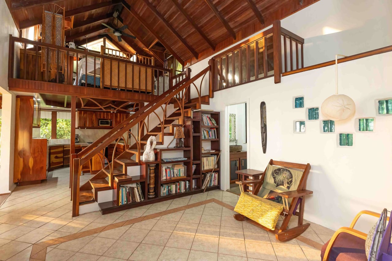 Ocean and Sunset View Home and Guest House near Dominical – 6.3 Acres