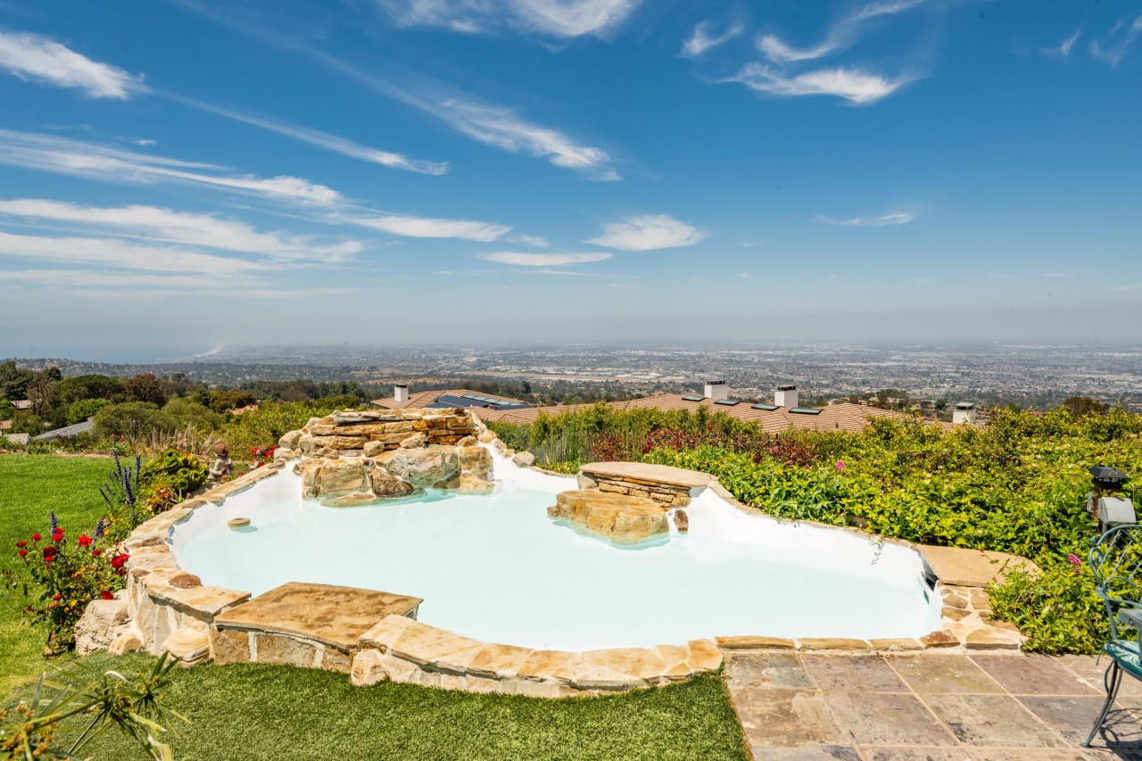 6 Maverick Lane Suzanne Dyer Rolling Hills Estates Real Estate Agent