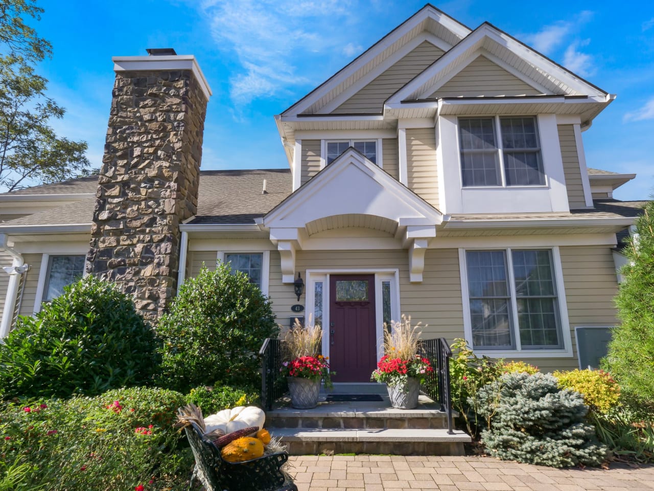 Woodstone Cir, Millburn