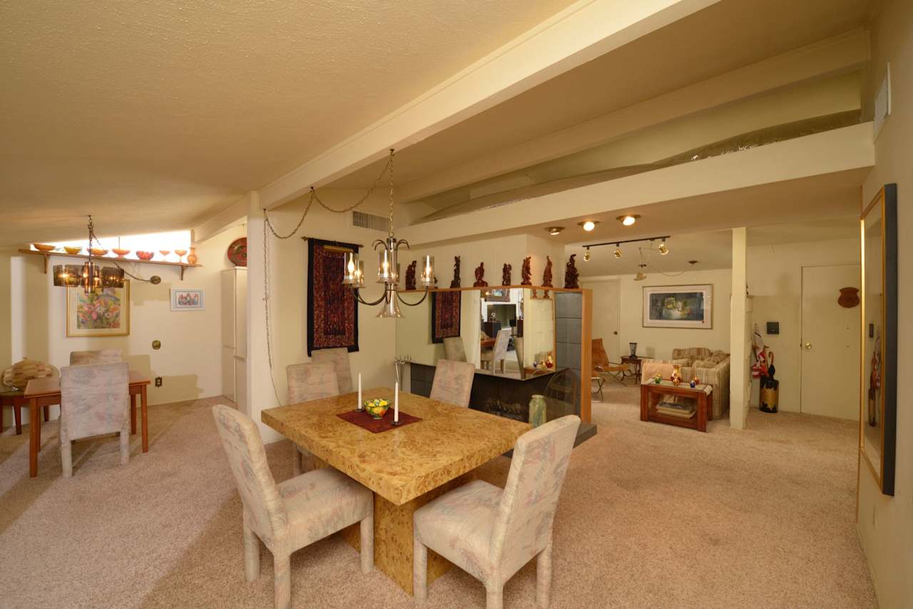 8768 QUAKERTOWN Avenue