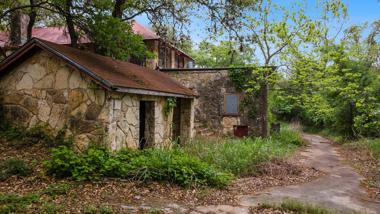 Historic Property in the Heart of Westlake