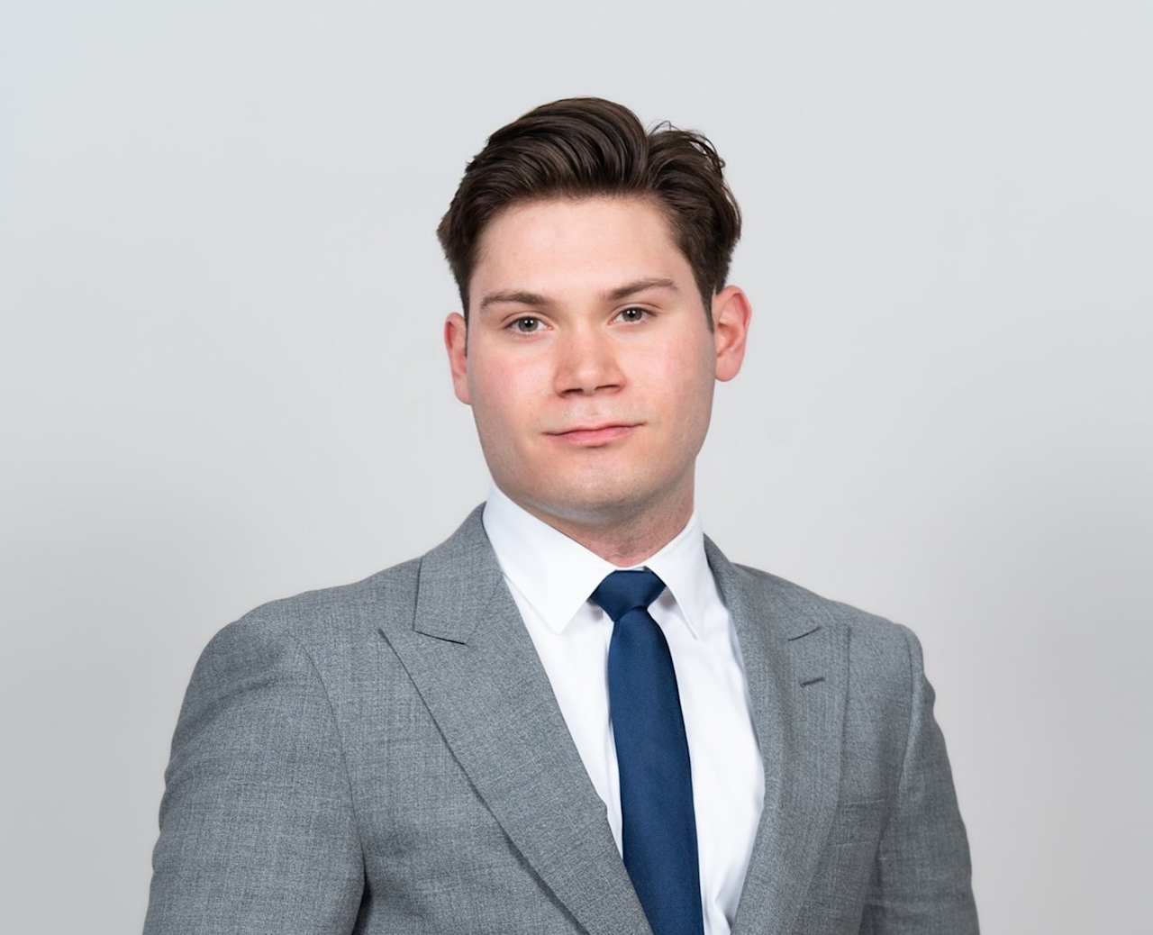 Noah Kollar SERHANT.