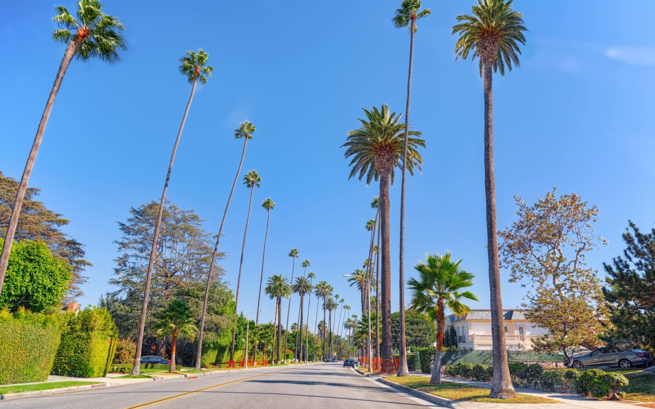 Honest Pros and Cons of Living in Sherman Oaks