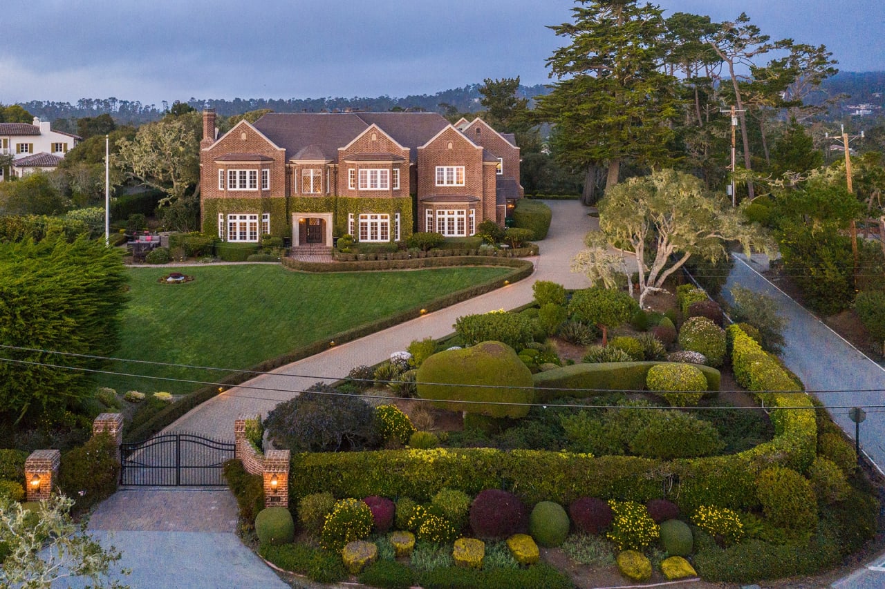 Padre Manor - Pebble Beach Oceanview Estate