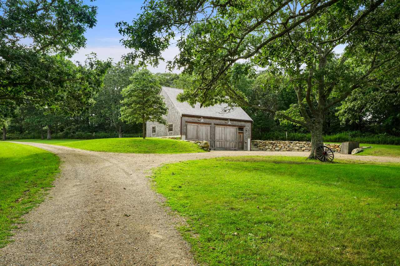 Idyllic Chilmark Farm