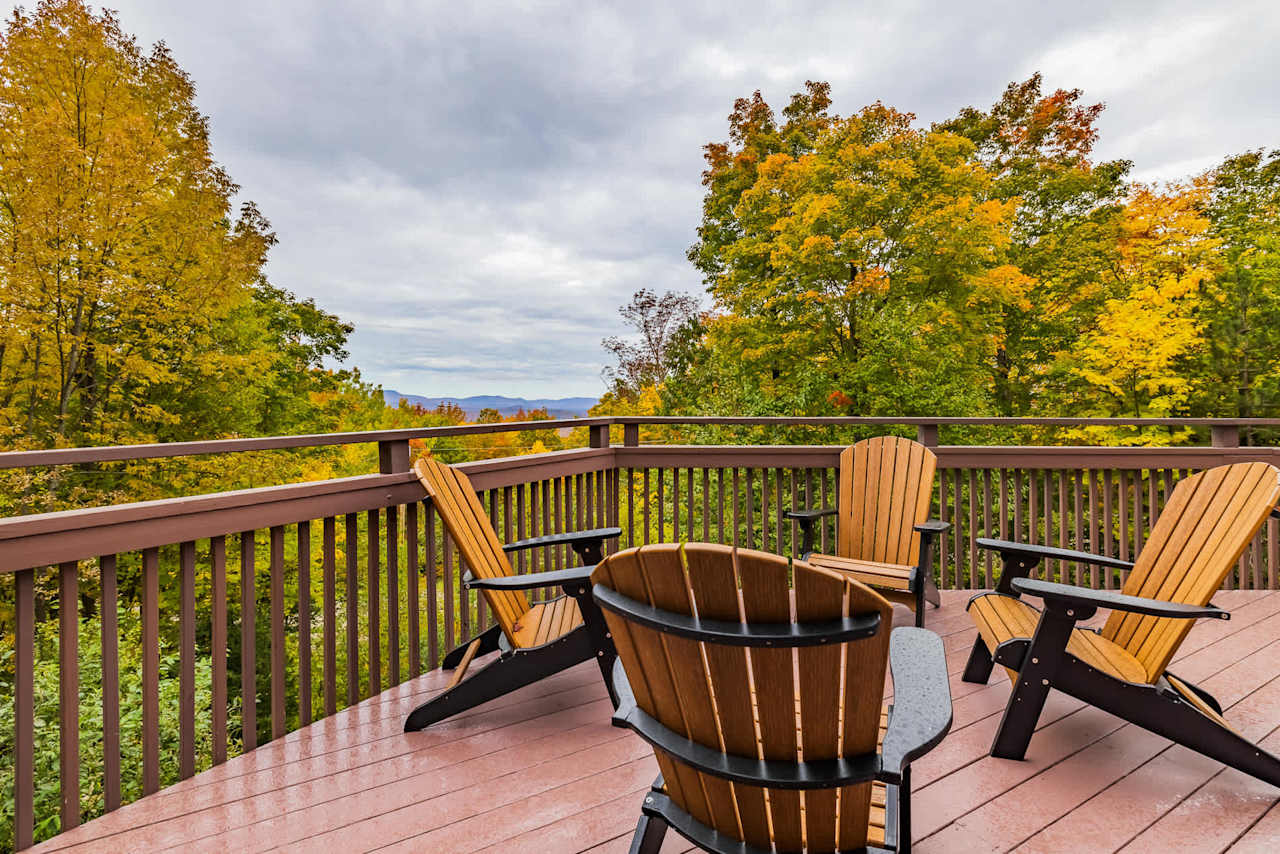 Stratton Mountain Home With Views