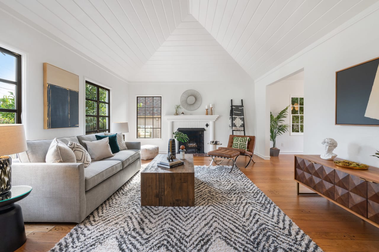 Join Us Kai Real Estate